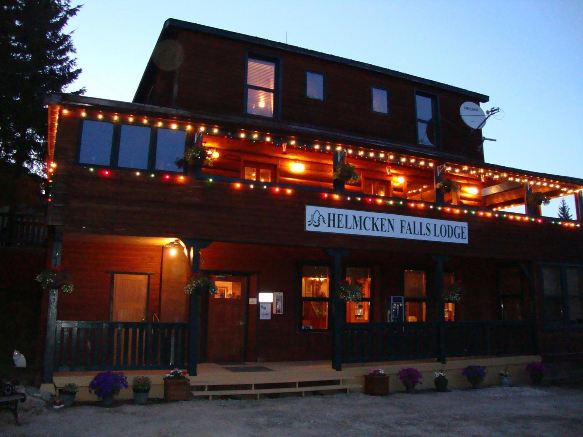 Helmcken Falls Lodge Cabin Rooms And Rv Park Clearwater Exterior foto