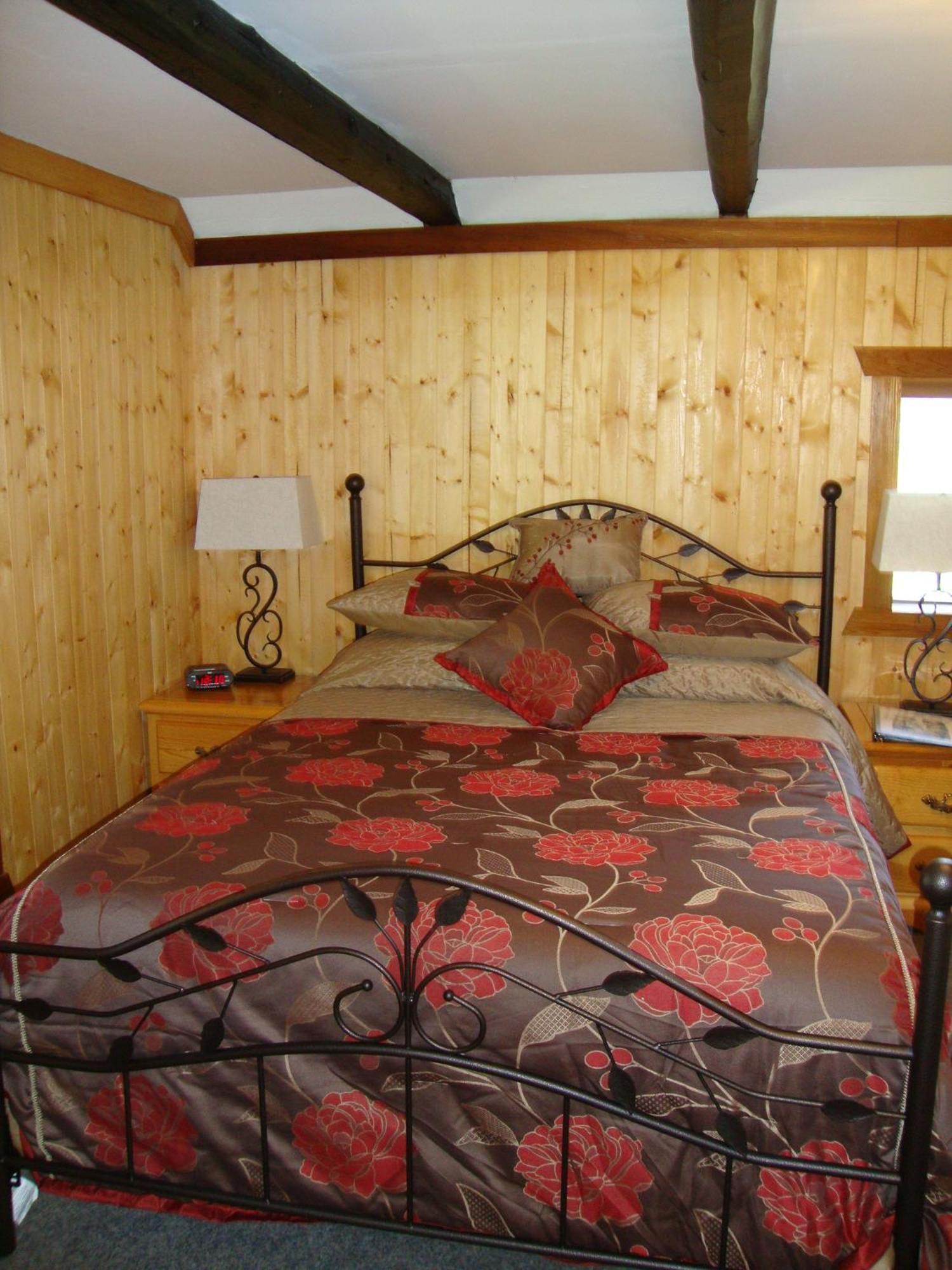 Helmcken Falls Lodge Cabin Rooms And Rv Park Clearwater Exterior foto