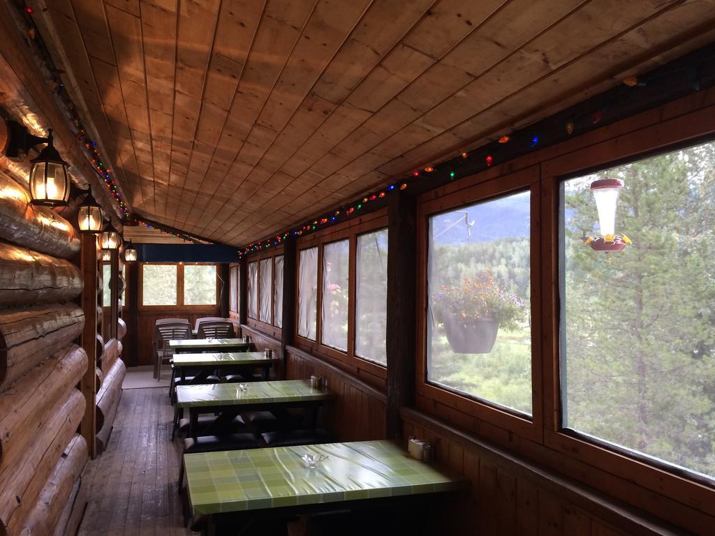 Helmcken Falls Lodge Cabin Rooms And Rv Park Clearwater Exterior foto